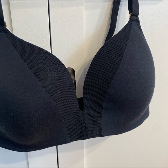 Lively Black Bra 36C Soft Demi Cup Wireless T-Shirt Bra - Picture 2 of 6